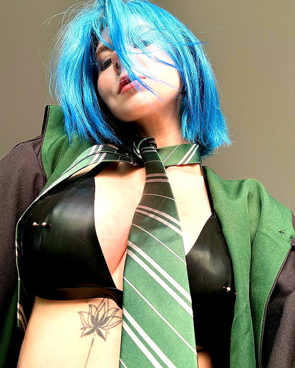 vixenp_ instagram image archive image