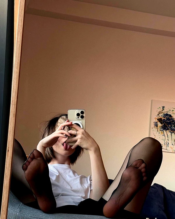 vixenp_ instagram image archive image
