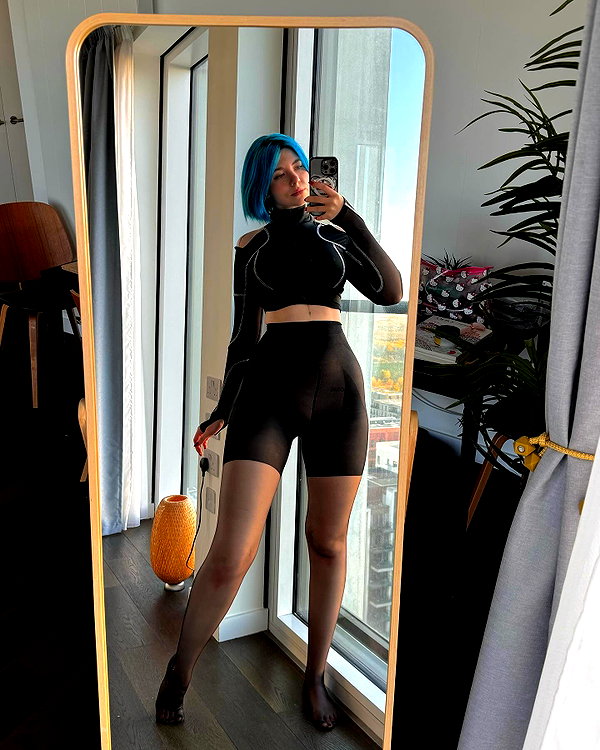 vixenp_ instagram image archive image