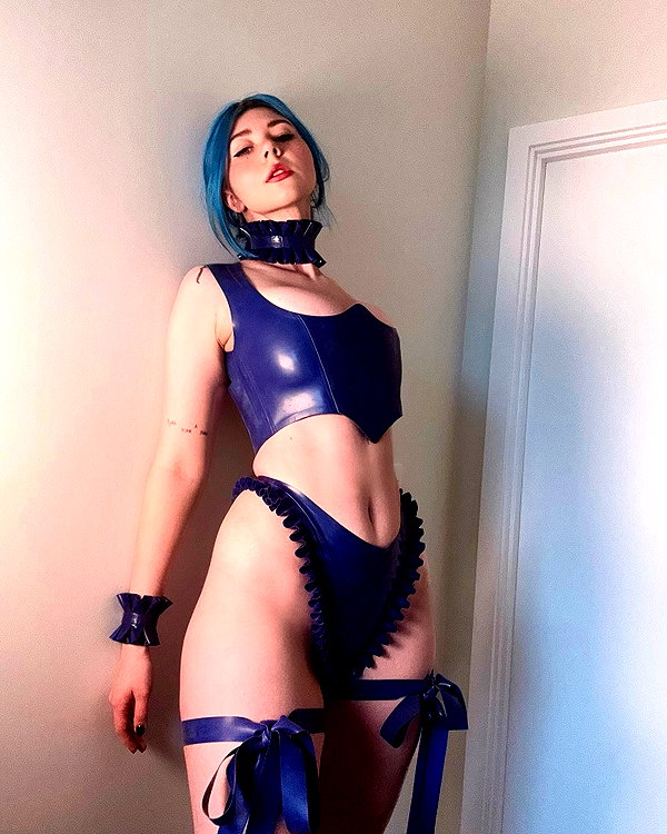vixenp_ instagram image archive image