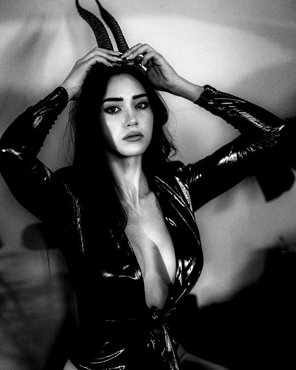 vixensol instagram image archive image