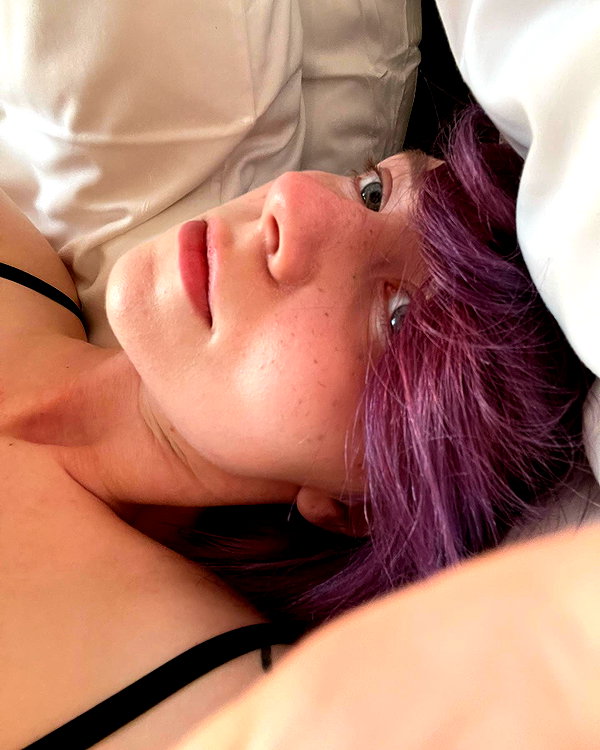 vixpolly.live instagram image archive image