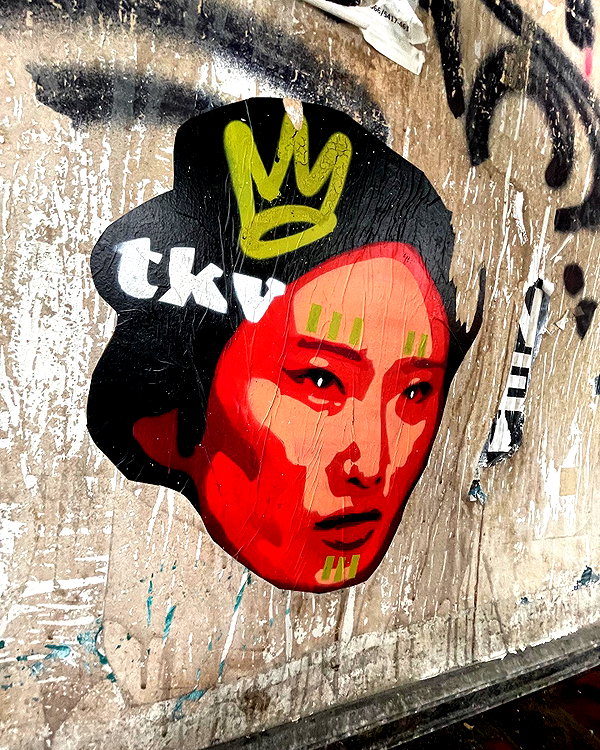vixpolly.live instagram image archive image