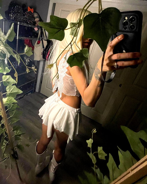 vngelbaby instagram image archive image