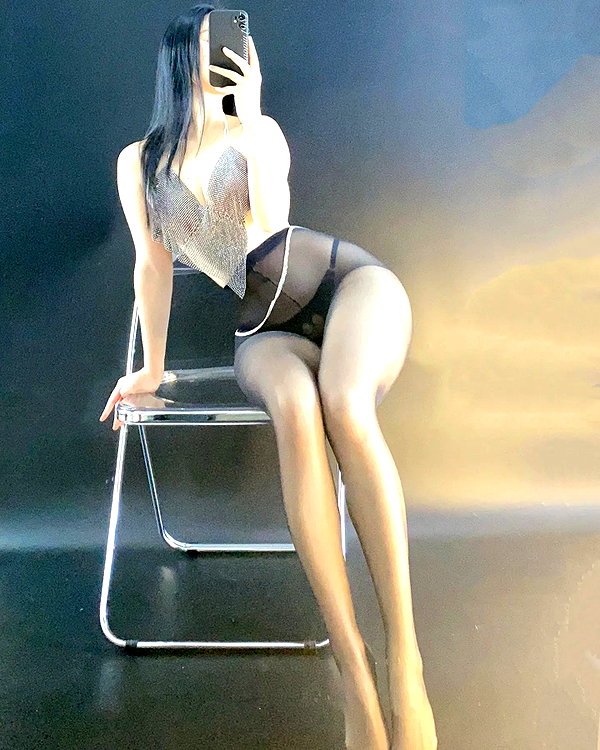 wchew_u instagram image archive image