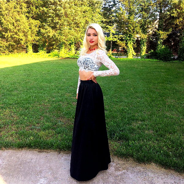 willowwbarbie instagram image archive image