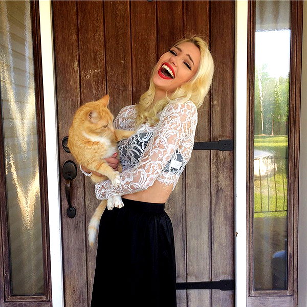 willowwbarbie instagram image archive image