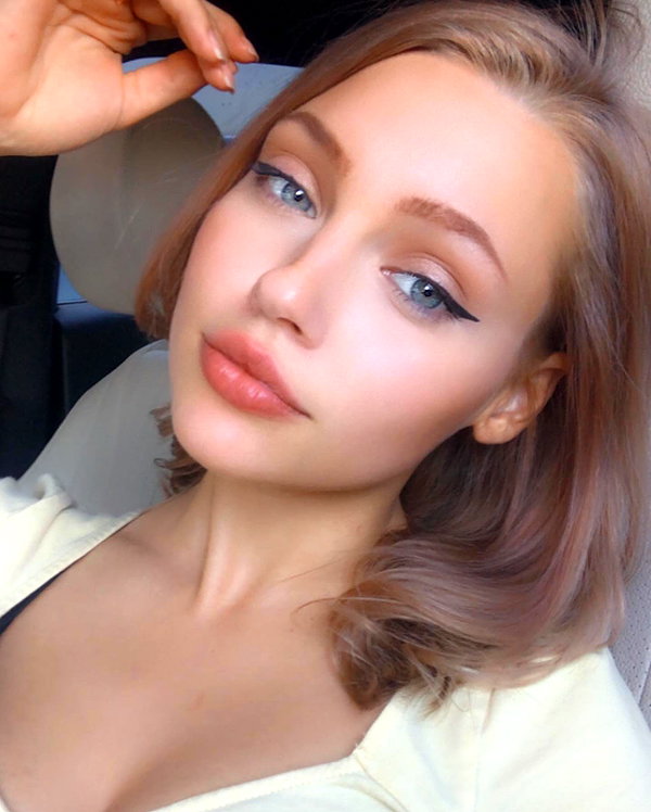 willowwbarbie instagram image archive image