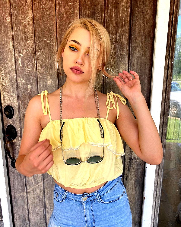 willowwbarbie instagram image archive image