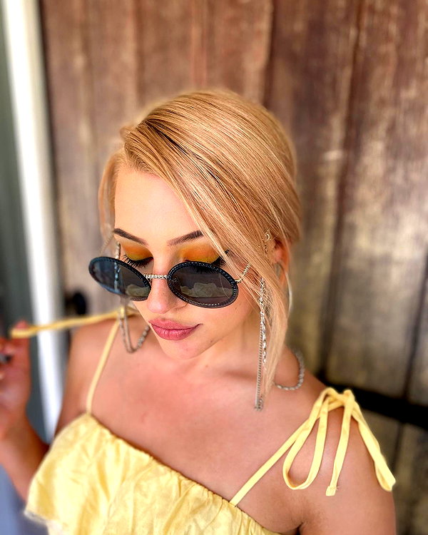 willowwbarbie instagram image archive image