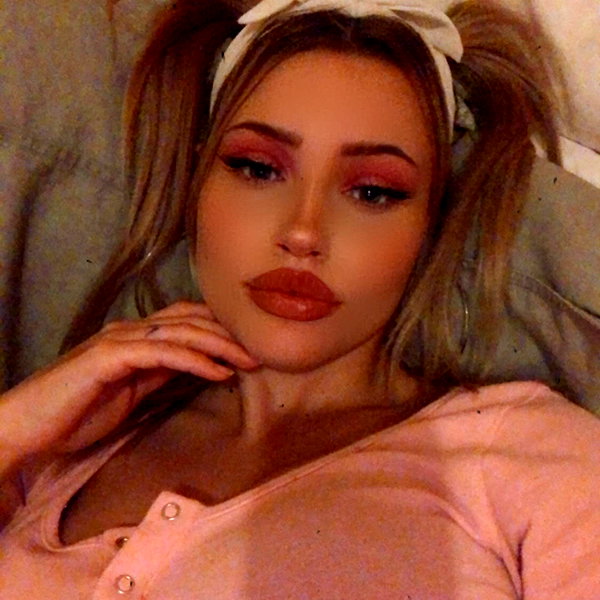 willowwbarbie instagram image archive image