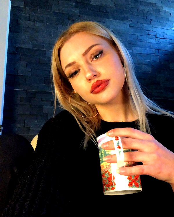 willowwbarbie instagram image archive image