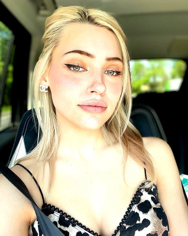 willowwbarbie instagram image archive image