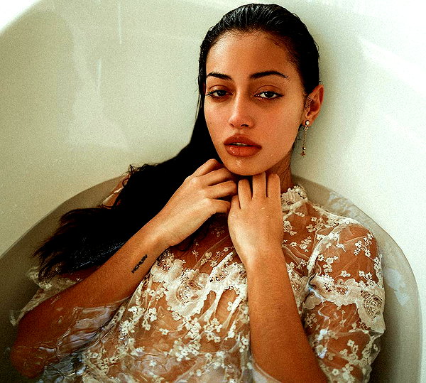 wolfiecindy instagram image archive image