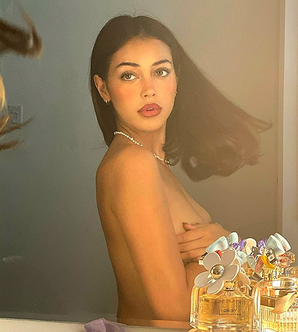 wolfiecindy instagram image archive image