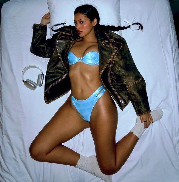wolfiecindy instagram image archive image