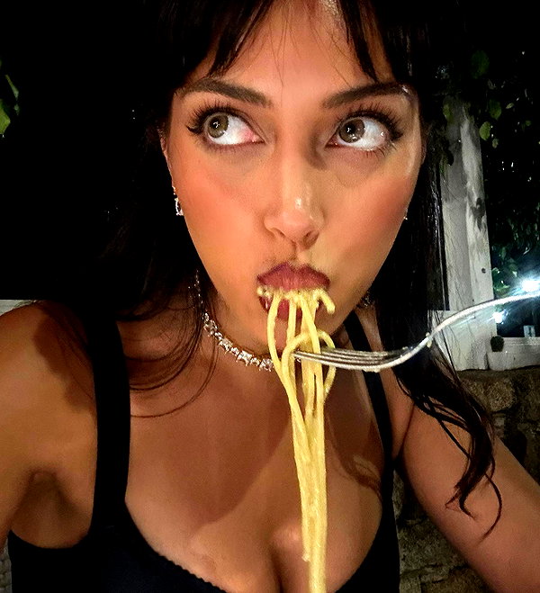 wolfiecindy instagram image archive image