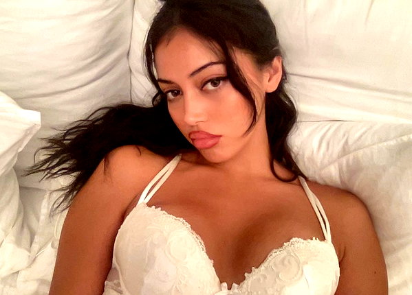 wolfiecindy instagram image archive image