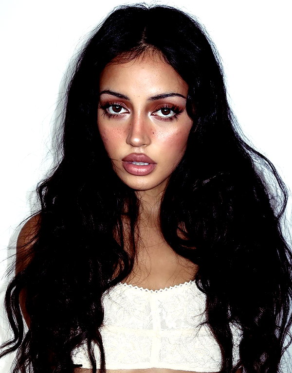 wolfiecindy instagram image archive image