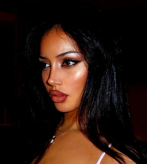 wolfiecindy instagram image archive image