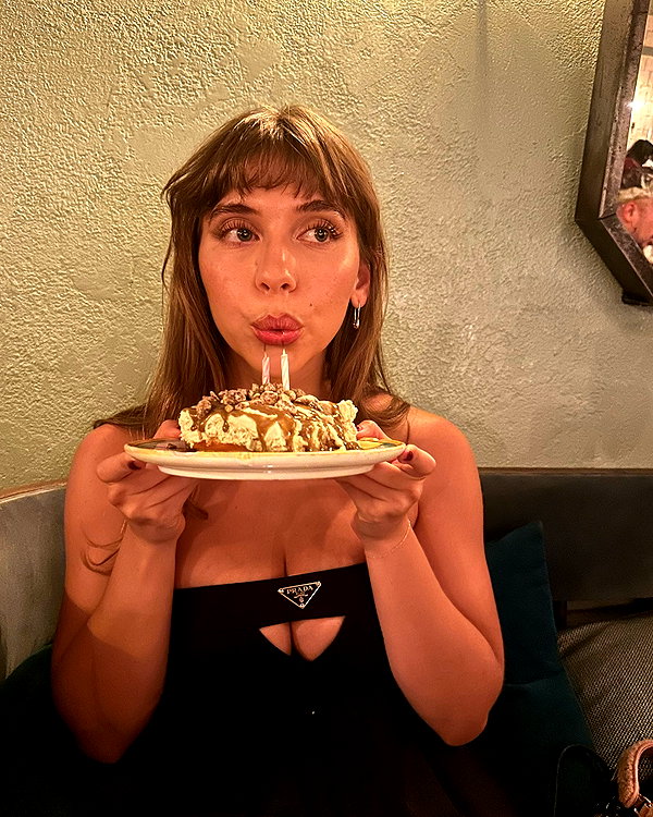 wolfiecindy instagram image archive image