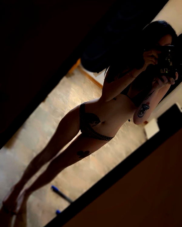 wutamievendoinghere69 instagram image archive image
