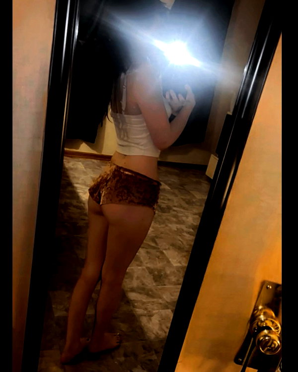 wutamievendoinghere69 instagram image archive image