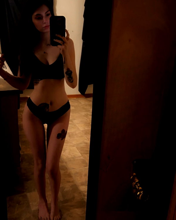 wutamievendoinghere69 instagram image archive image
