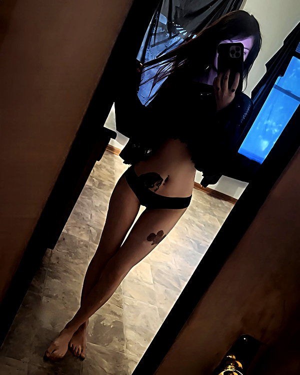 wutamievendoinghere69 instagram image archive image