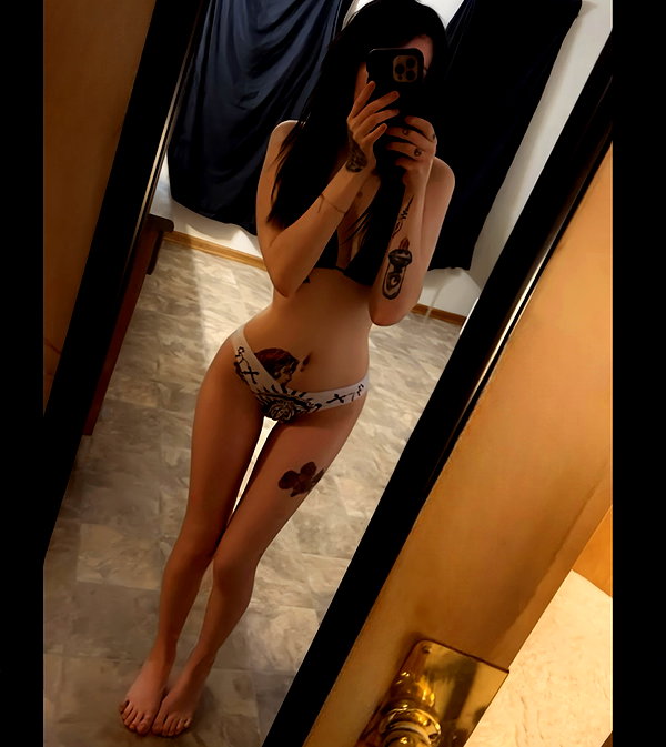 wutamievendoinghere69 instagram image archive image