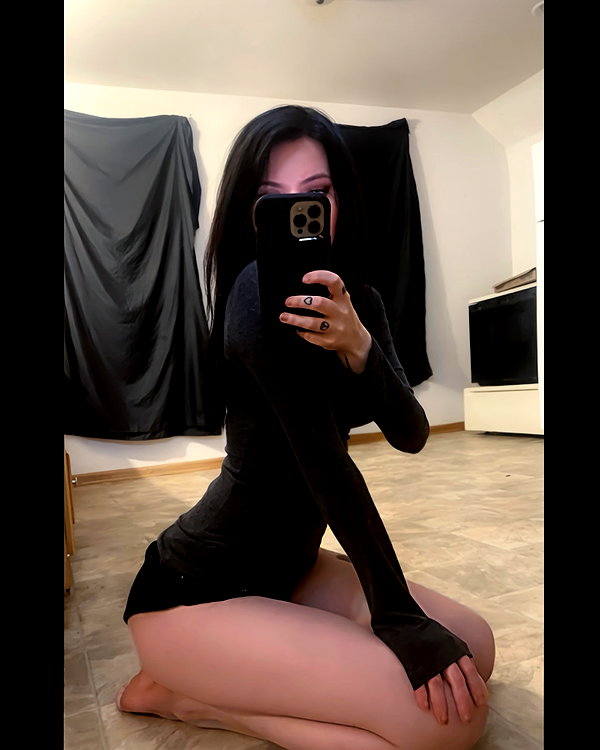 wutamievendoinghere69 instagram image archive image