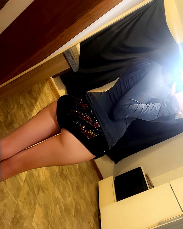 wutamievendoinghere69 instagram image archive image