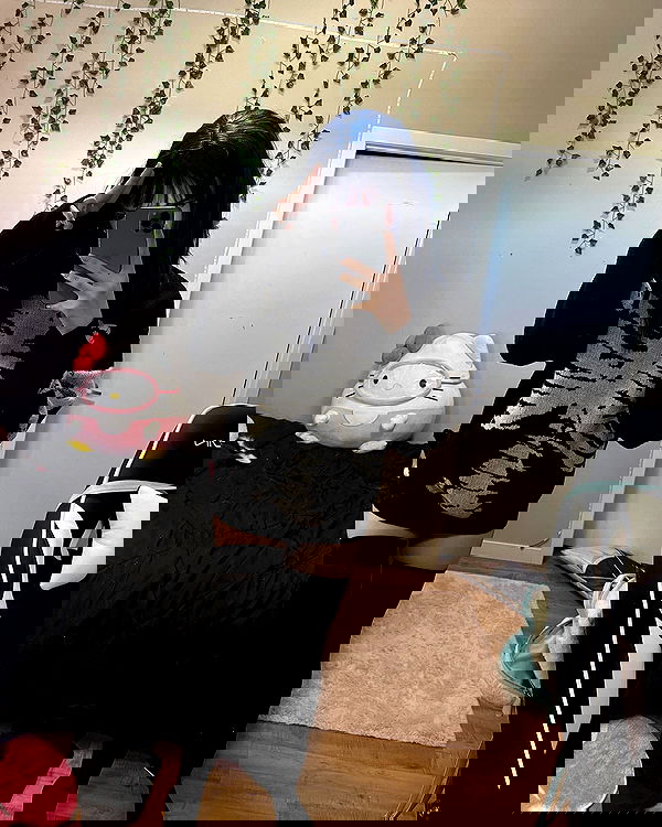 wuvkyu wuvkyu archive image