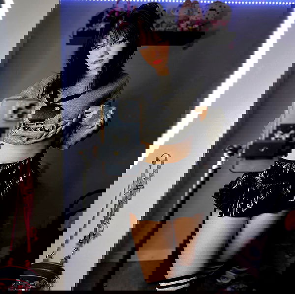 wuvkyu wuvkyu archive image