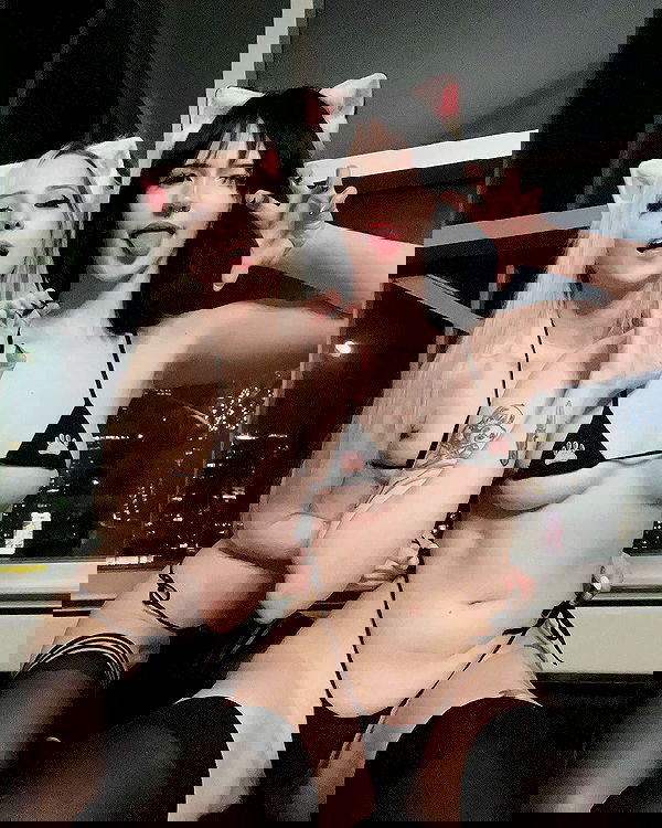 wuvkyu wuvkyu archive image