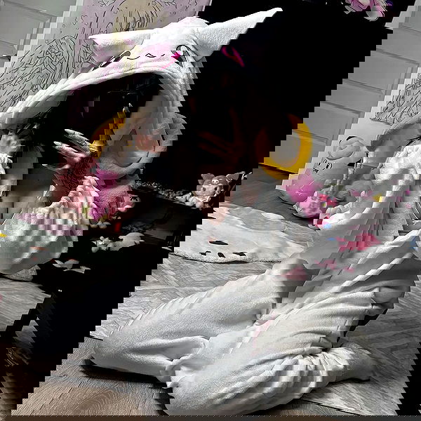 wuvkyu wuvkyu archive image