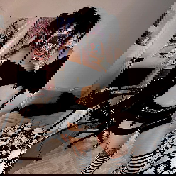 wuvkyu wuvkyu archive image