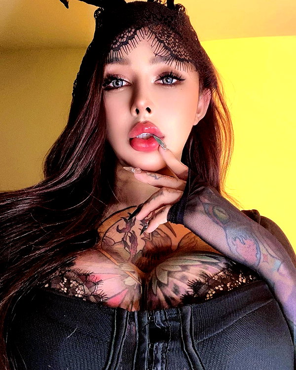 xixigina instagram image archive image