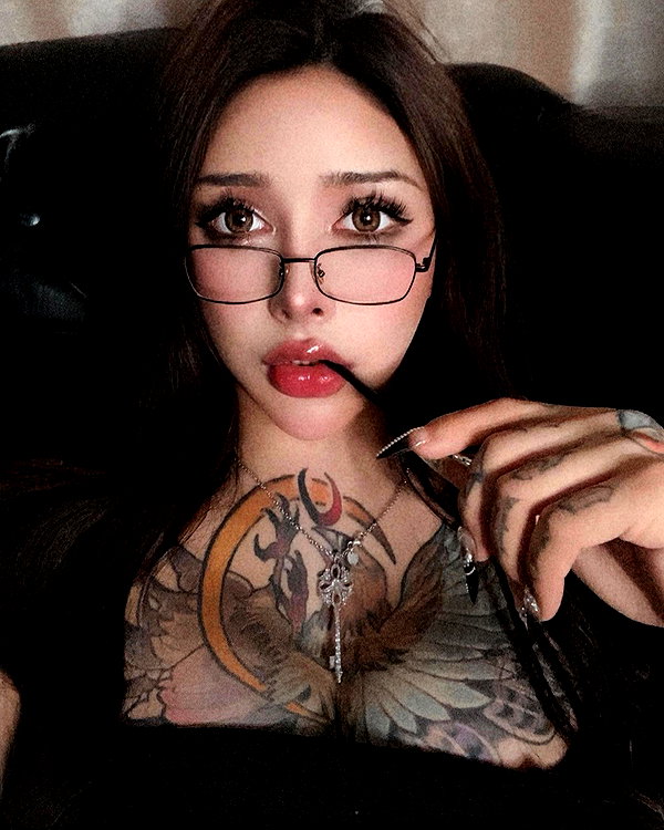 xixigina instagram image archive image