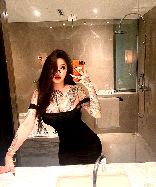 xixigina instagram image archive image