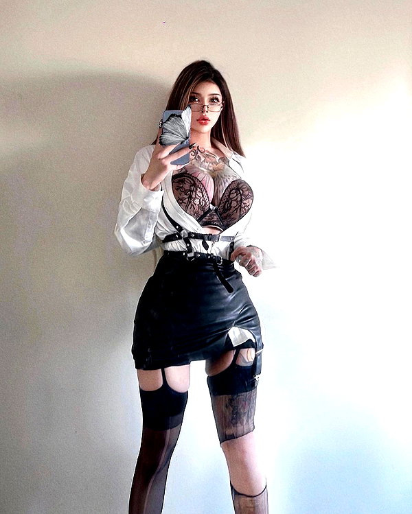 xixigina instagram image archive image
