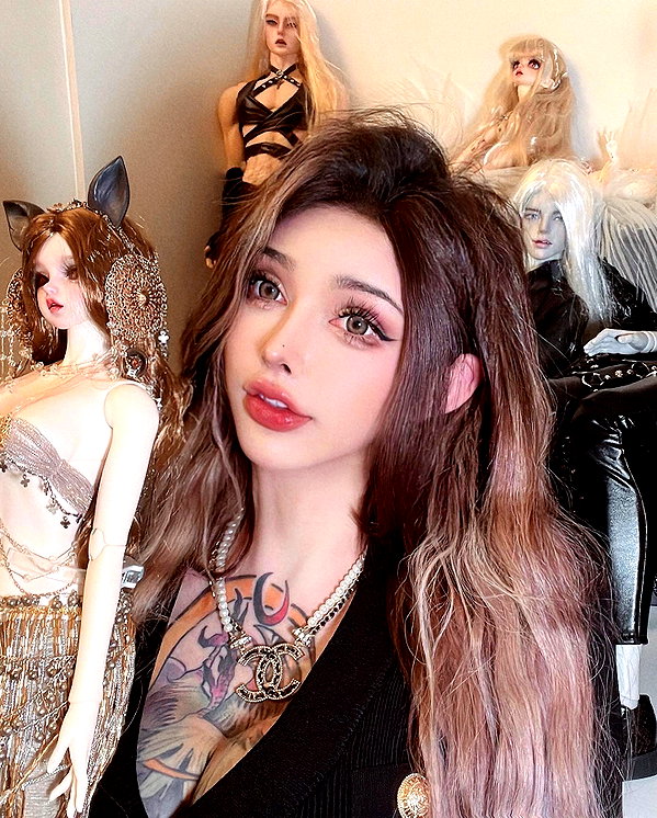 xixigina instagram image archive image