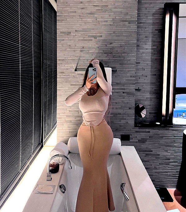 xixigina instagram image archive image