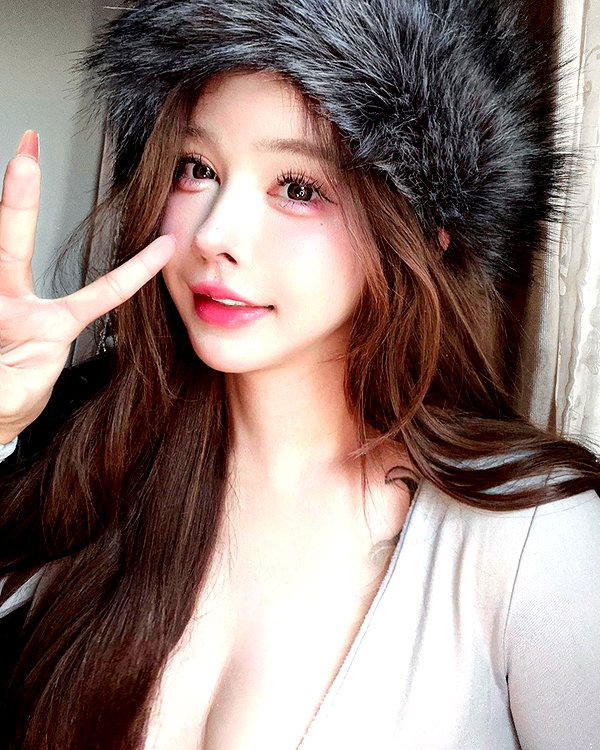 xixigina instagram image archive image
