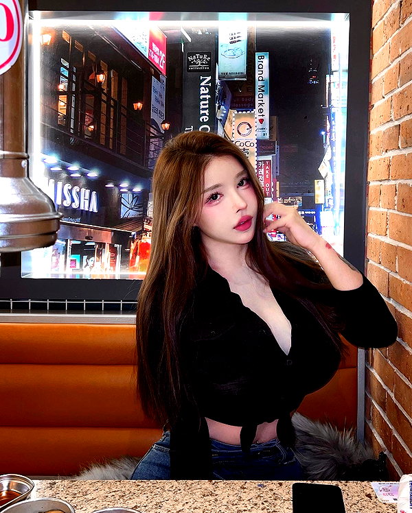 xixigina instagram image archive image