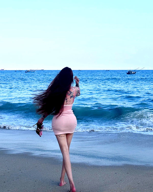 xixigina instagram image archive image