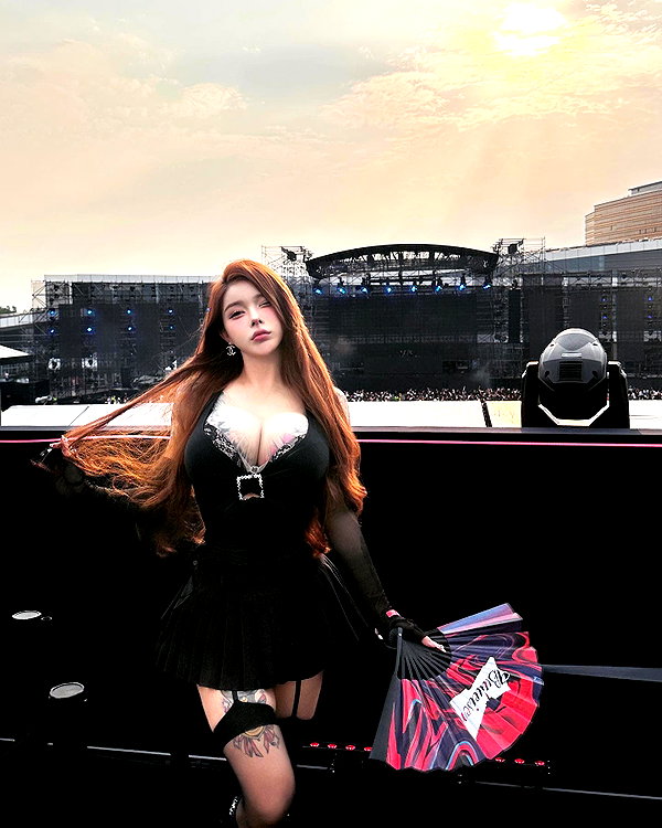xixigina instagram image archive image