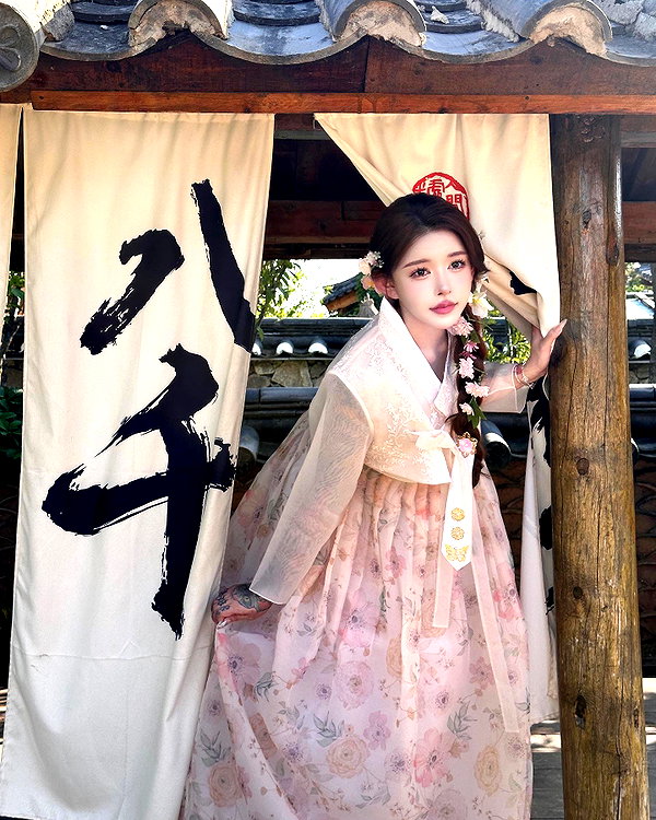 xixigina instagram image archive image