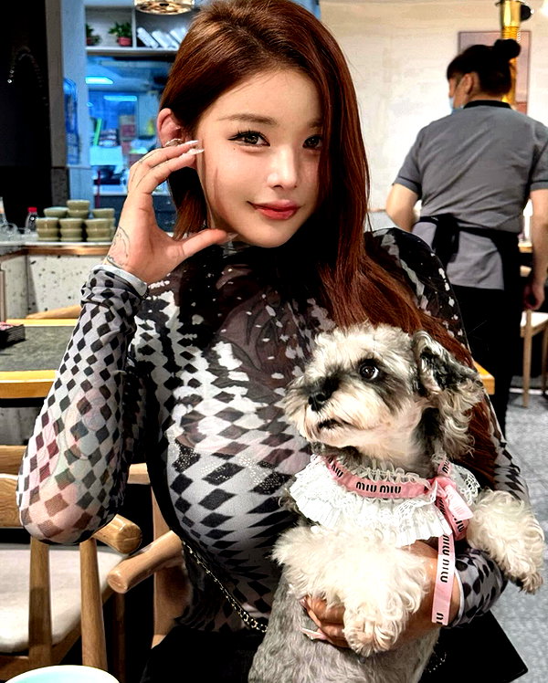 xixigina instagram image archive image