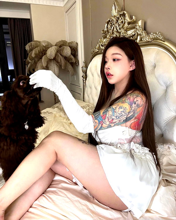 xixigina instagram image archive image